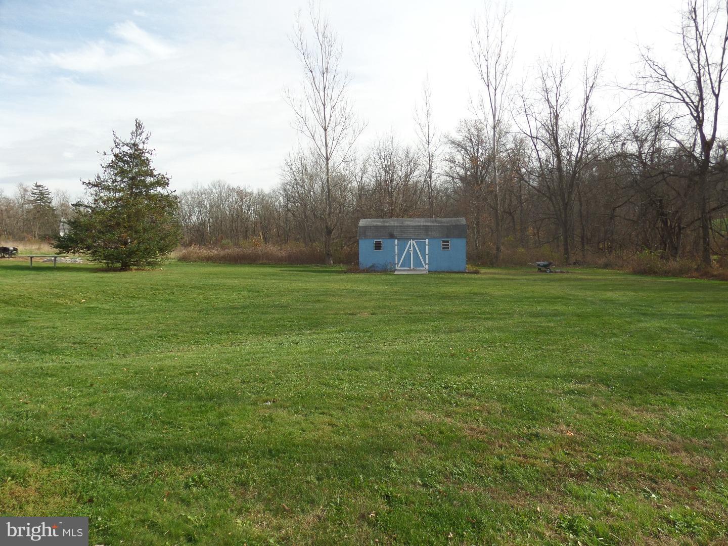 2496 Rhoads Road Gilbertsville, PA 19525 - Photo 19 of 19 Gallery Image 19