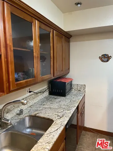 $2,000 | 1119 Albany Street, Unit 241, Los Angeles, CA 90015