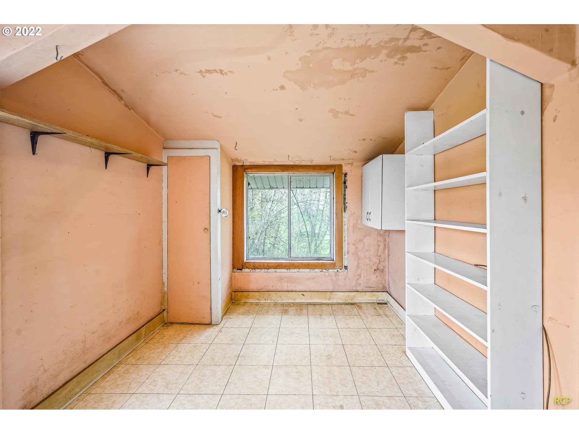 24596 Mosier Road Rainier, OR 97048 - Photo 17 of 32 a view of an empty room with a window