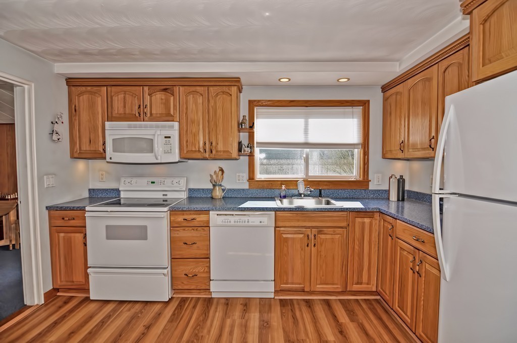 10 Turner Road Framingham, MA 01701 - Photo 10 of 30 Gallery Image 10
