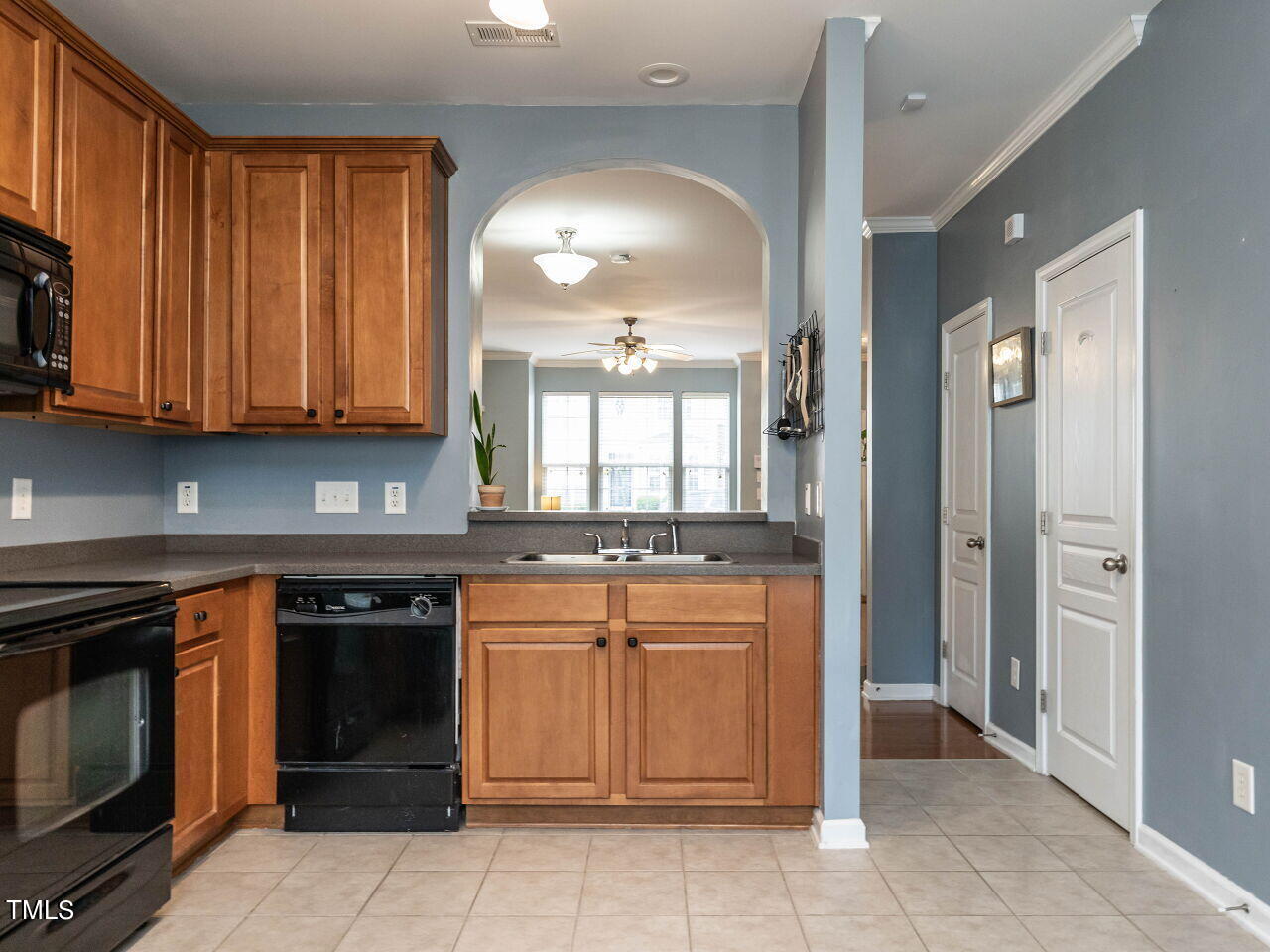 4412 Sugarbend Way Raleigh, NC 27606 - Photo 13 of 26 014-1280x960-kitchen
