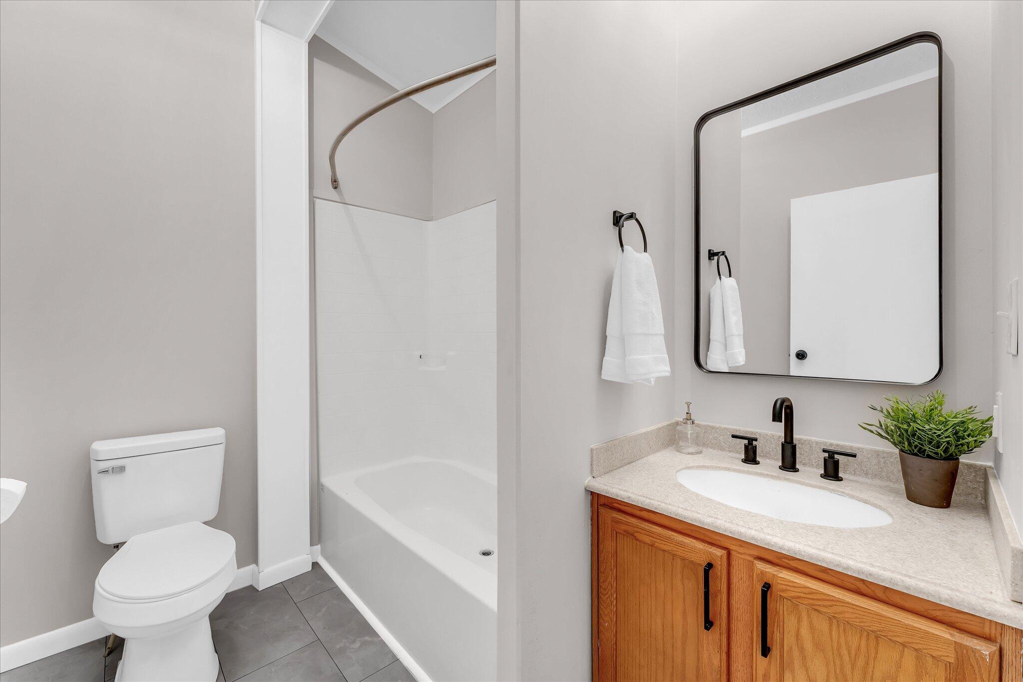 11613 West Muskrat Road Greenville, MI 48838 - Photo 12 of 28 12-AIV00236