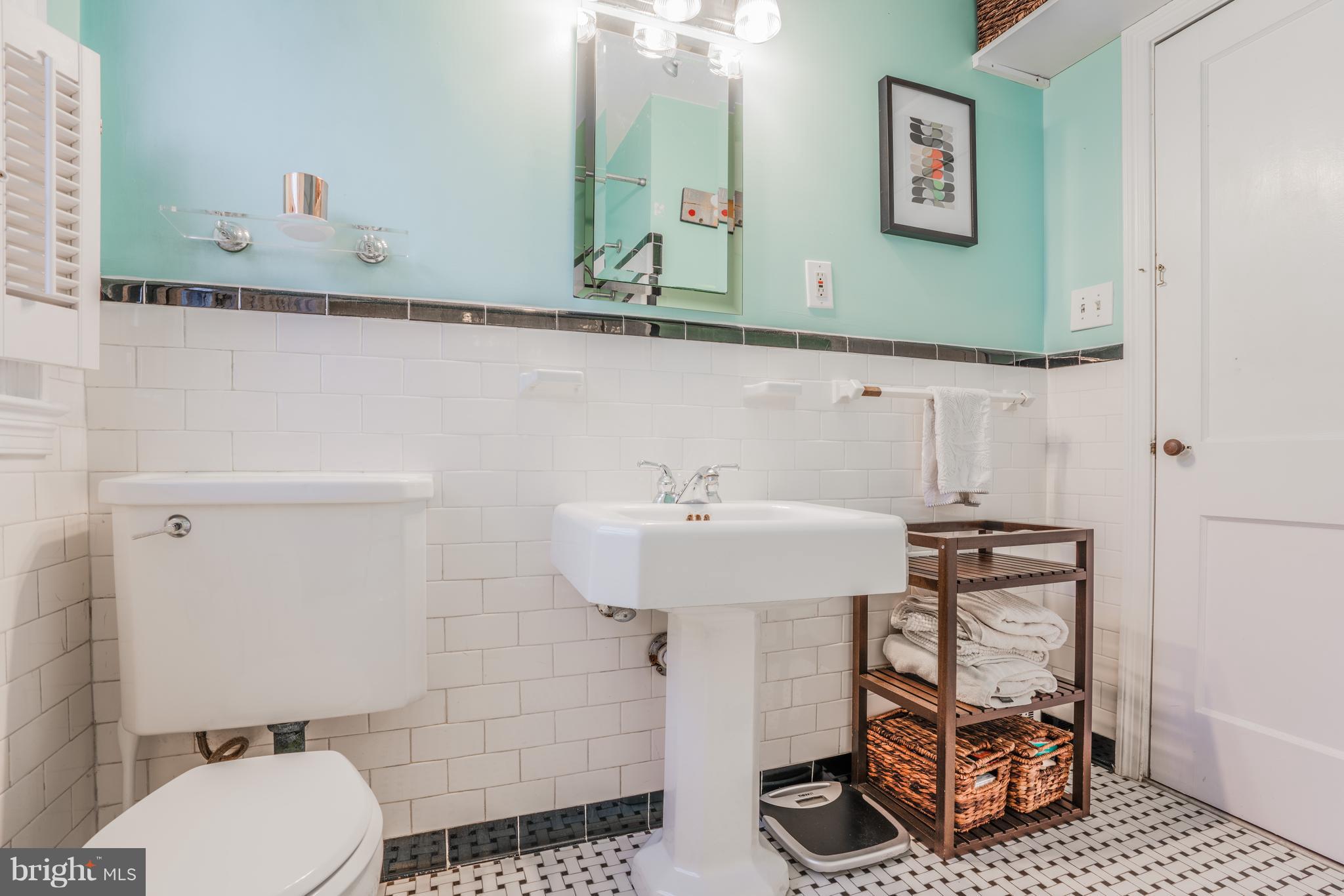 1210 Overbrook Road Baltimore, MD 21239 - Photo 18 of 31