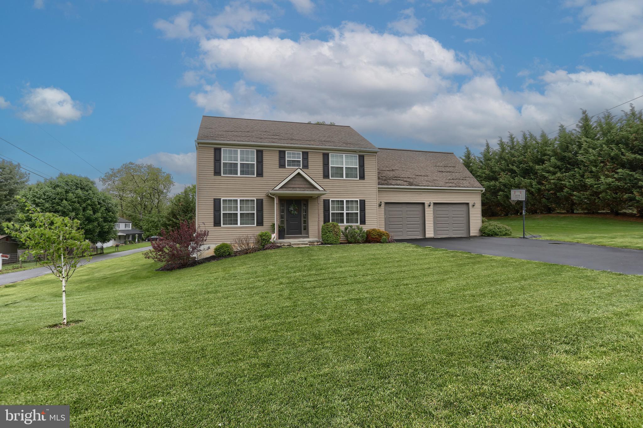 2 Freys Road Elizabethtown, PA 17022 - Photo 2 of 38 Gallery Image 2