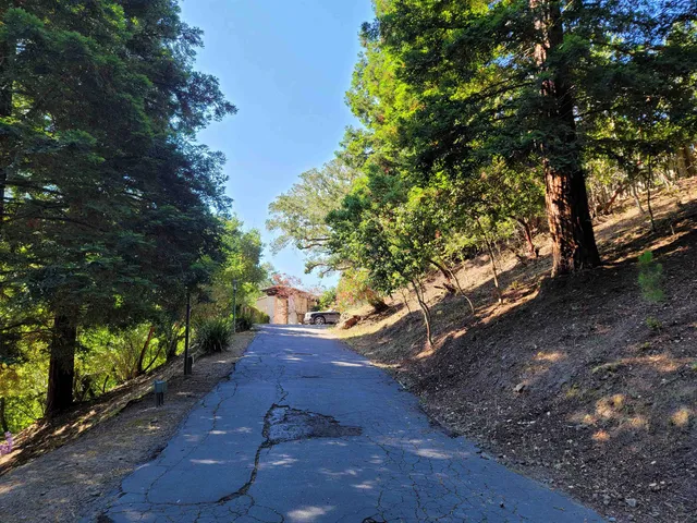 $2,450,000 | 40 Hilldale Court, Orinda, CA 94563