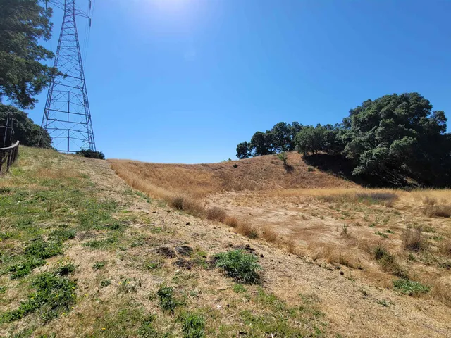 $2,450,000 | 40 Hilldale Court, Orinda, CA 94563