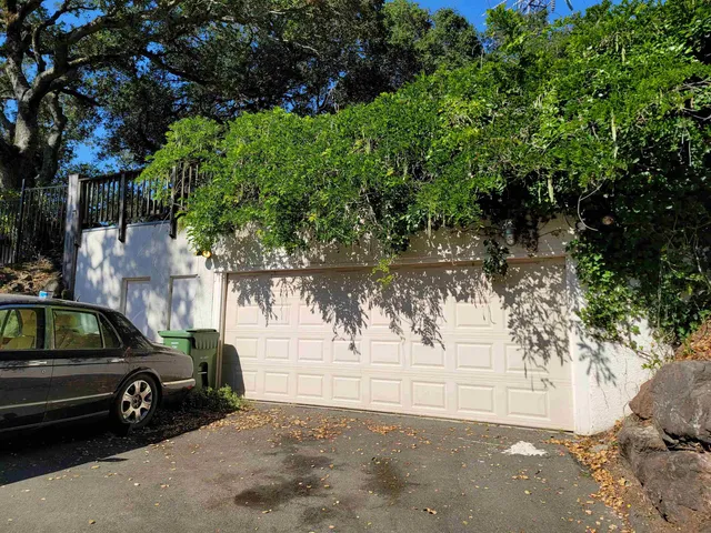 $2,450,000 | 40 Hilldale Court, Orinda, CA 94563
