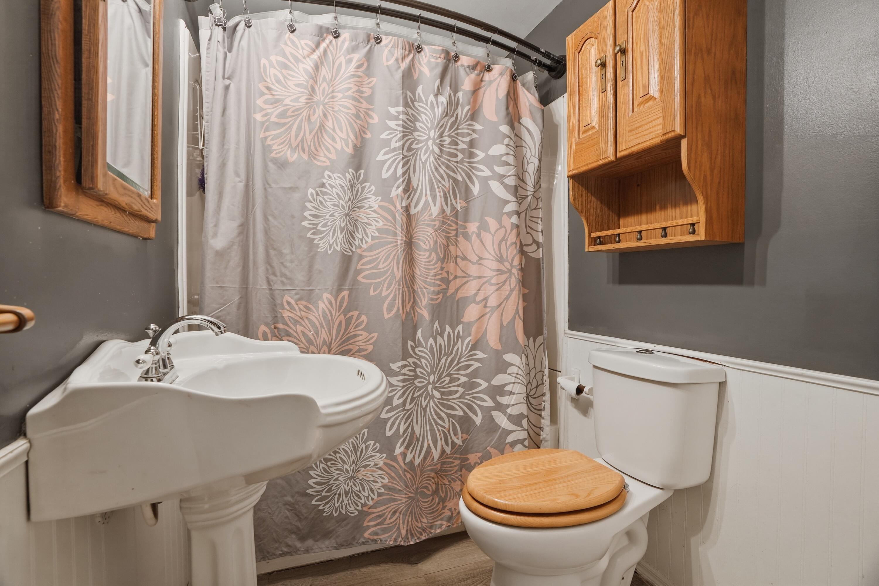 482 East Grove Street Wheatfield, IN 46392 - Photo 17 of 23 3000x2001