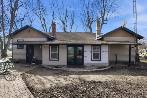 $260,000 | 482 East Grove Street, Wheatfield, IN 46392