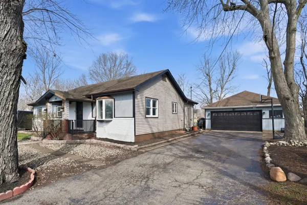 $260,000 | 482 East Grove Street, Wheatfield, IN 46392