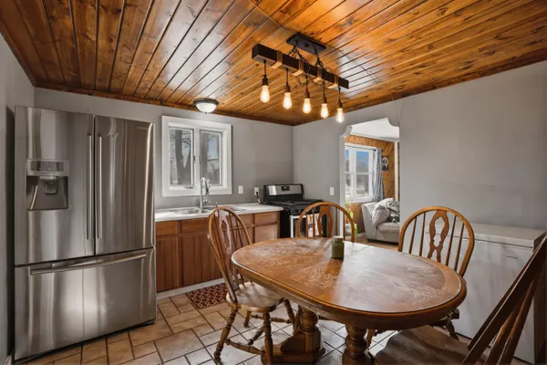 $260,000 | 482 East Grove Street, Wheatfield, IN 46392