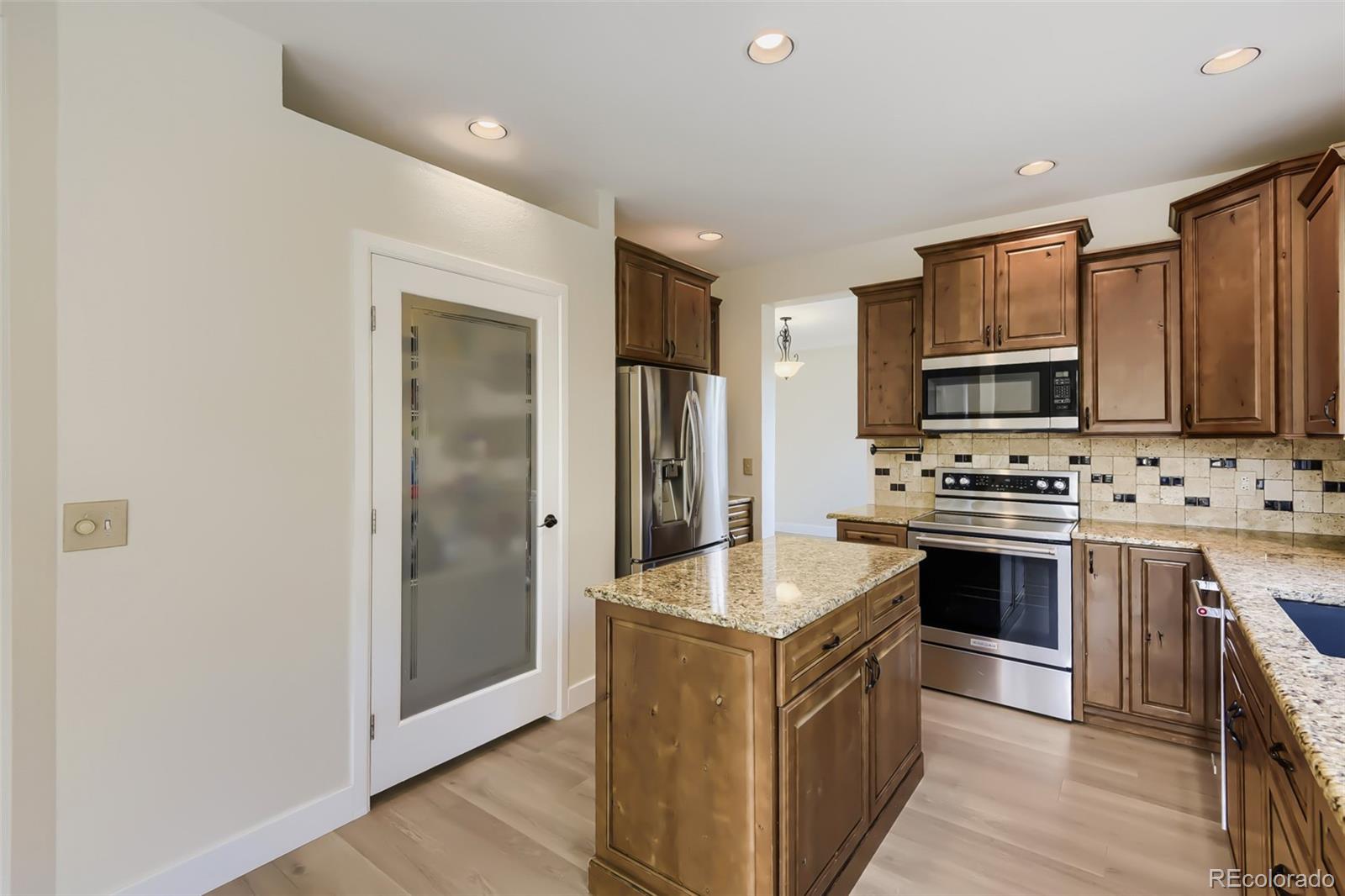 7005 Newhall Drive Highlands Ranch, CO 80130 - Photo 11 of 41
