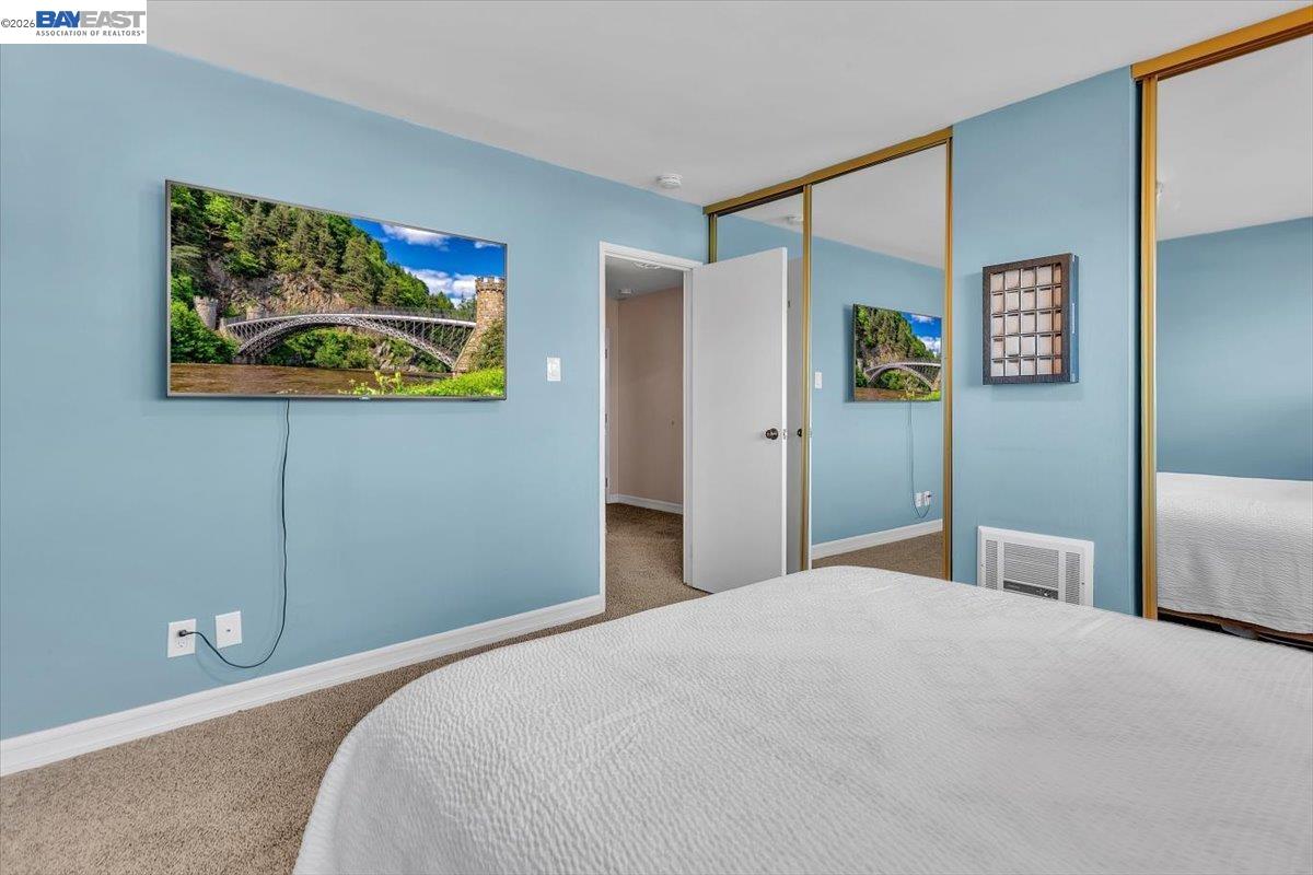 7 Embarcadero, Unit 312 Oakland, CA 94607 - Photo 18 of 39