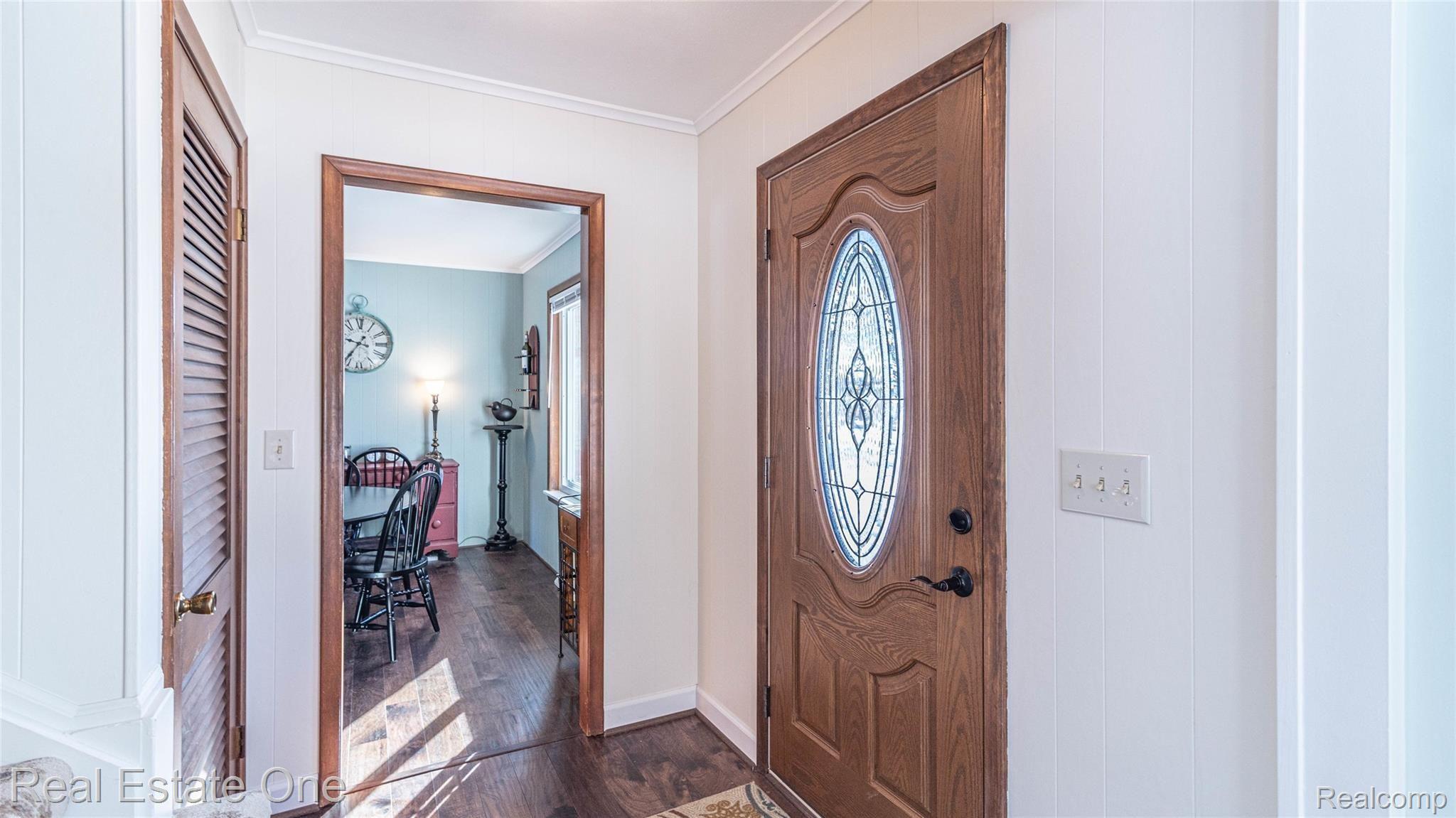 174 Henderson Road Howell, MI 48855 - Photo 3 of 30 FOYER & PRETTY FRONT DOOR