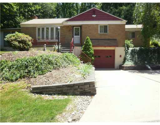 112 Ivy Road Pittsburgh, PA 15229 - Photo 1 of 13 Exterior Front.