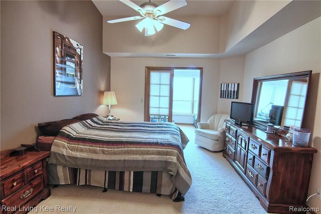 875 Green View Court, Unit 64 Rochester Hills, MI 48307 - Photo 16 of 31