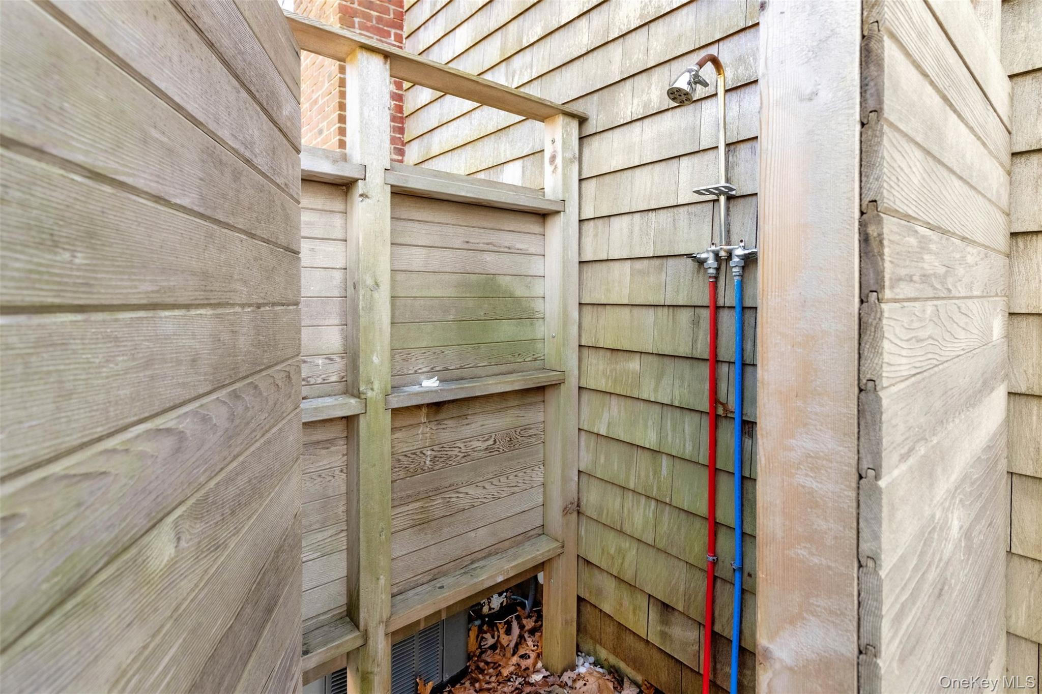 1500 Vanston Road Cutchogue, NY 11935 - Photo 14 of 26 View of exterior details