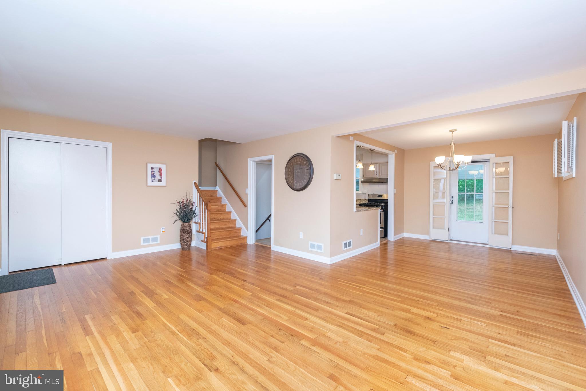 120 Ridgefield Road Lutherville-Timonium, MD 21093 - Photo 4 of 29 Gallery Image 4