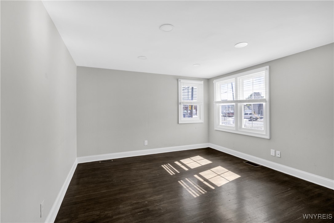 5831 Transit Road Lancaster, NY 14043 - Photo 11 of 17