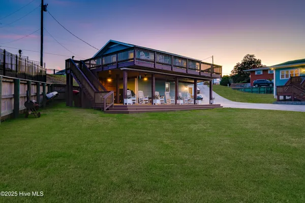$1,490,000 | 225 Great Neck Hill Road, Hubert, NC 28539