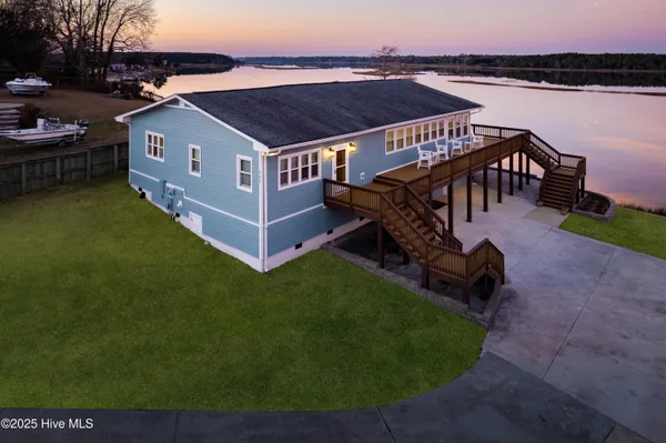 $1,490,000 | 225 Great Neck Hill Road, Hubert, NC 28539