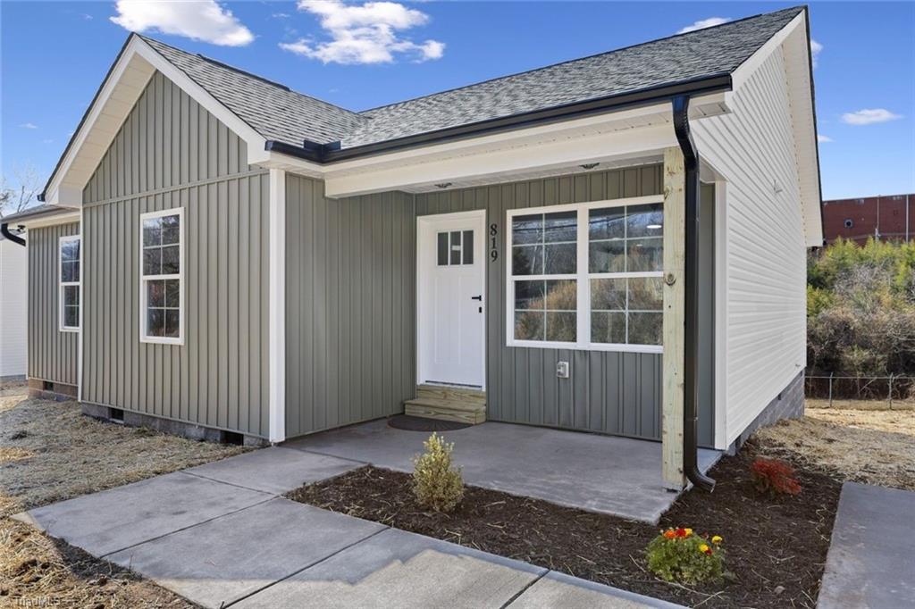 819 Bridge Street Eden, NC 27288 - Photo 3 of 27