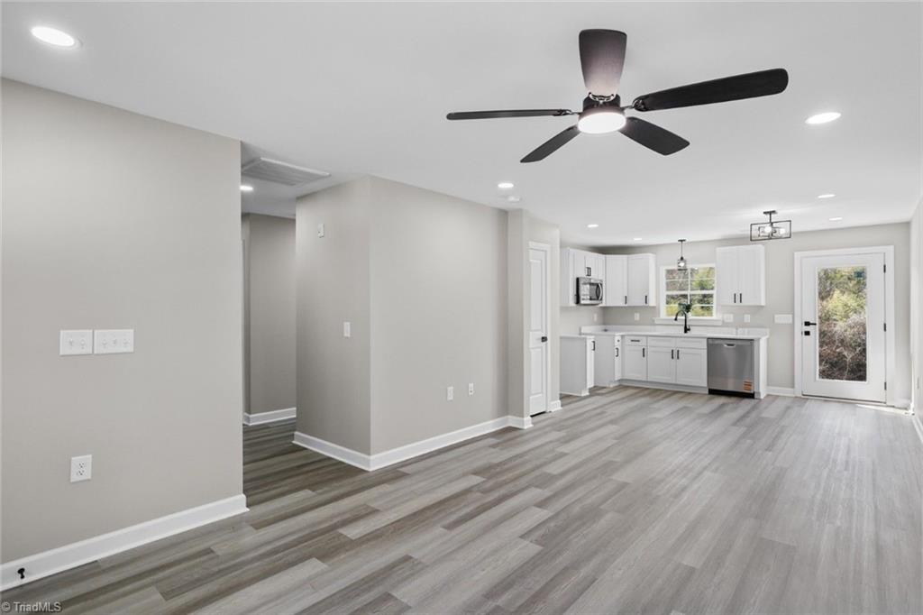 819 Bridge Street Eden, NC 27288 - Photo 8 of 27