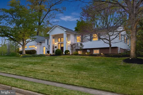 $1,100,000 | 4625 Valerie Court, Annandale, VA 22003