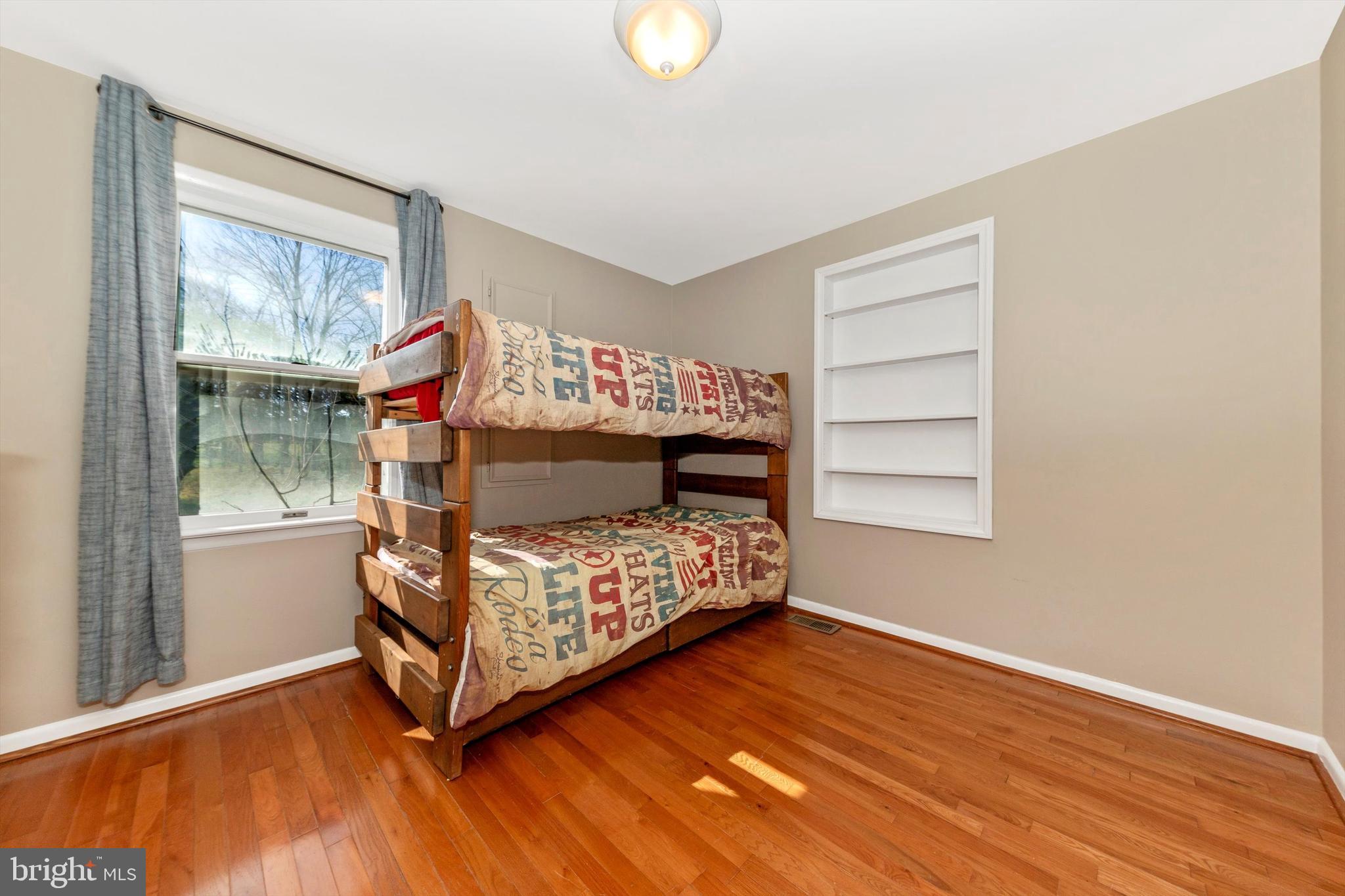 17449 Irishtown Road Emmitsburg, MD 21727 - Photo 21 of 77 a bedroom with a bed and a window