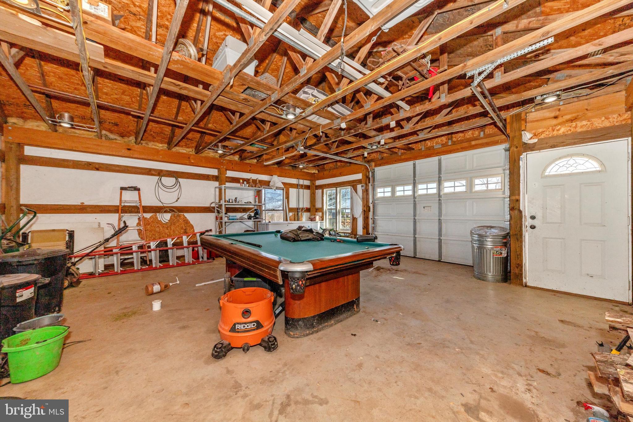 17449 Irishtown Road Emmitsburg, MD 21727 - Photo 36 of 77 Garage