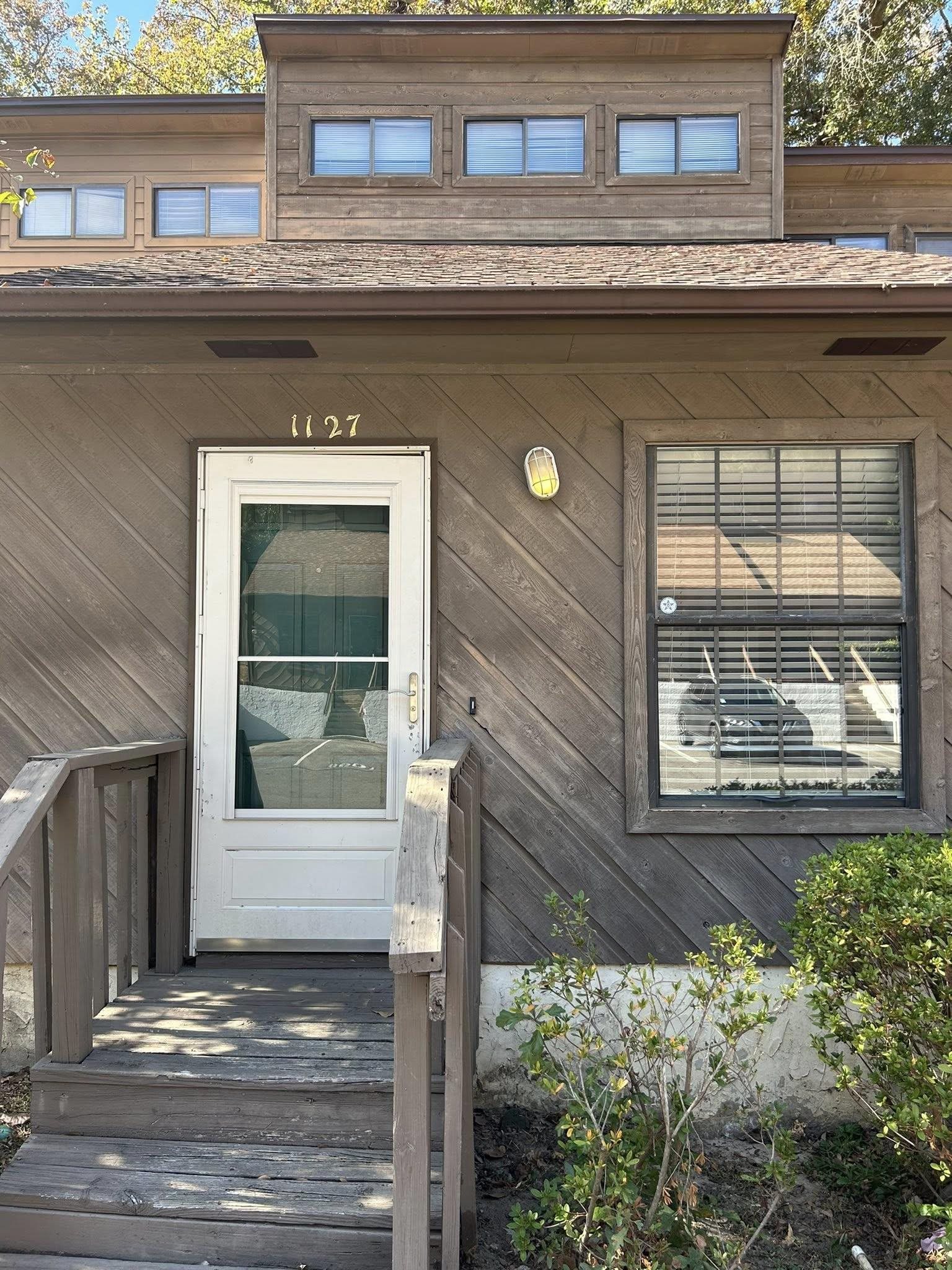 1127 Ocala Road Tallahassee, FL 32304 - Photo 2 of 28 Gallery Image 2