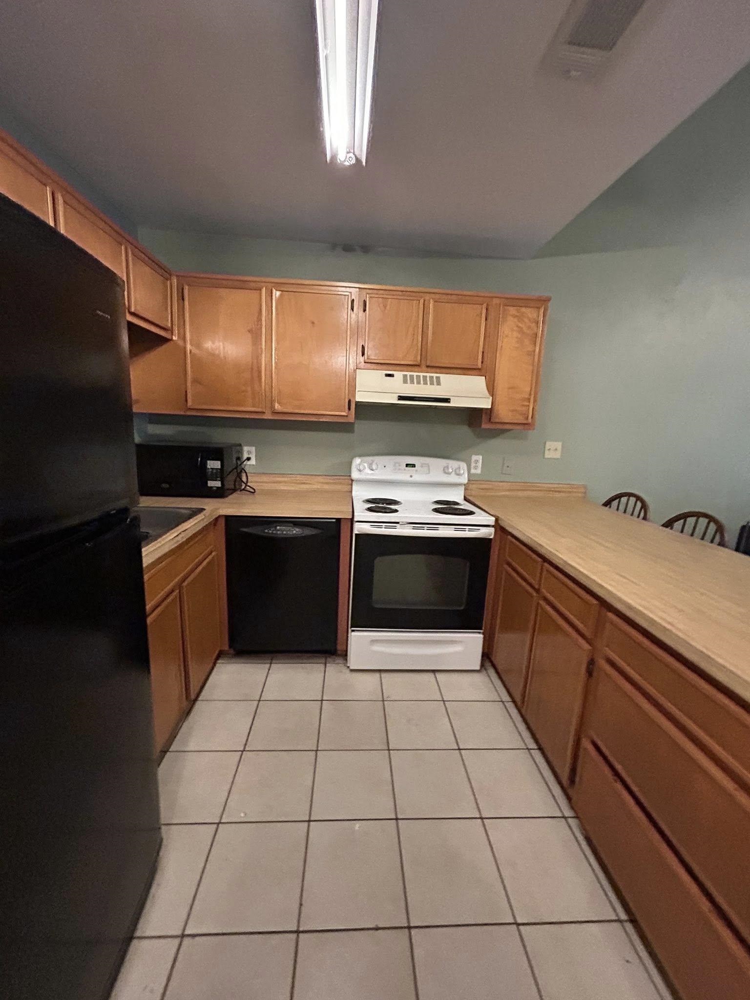 1127 Ocala Road Tallahassee, FL 32304 - Photo 6 of 28 Gallery Image 6