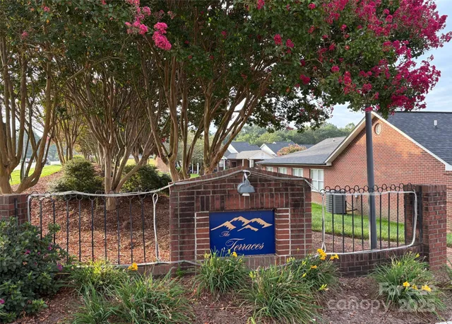 $249,900 | 3910 Azalea Trail, Denver, NC 28037