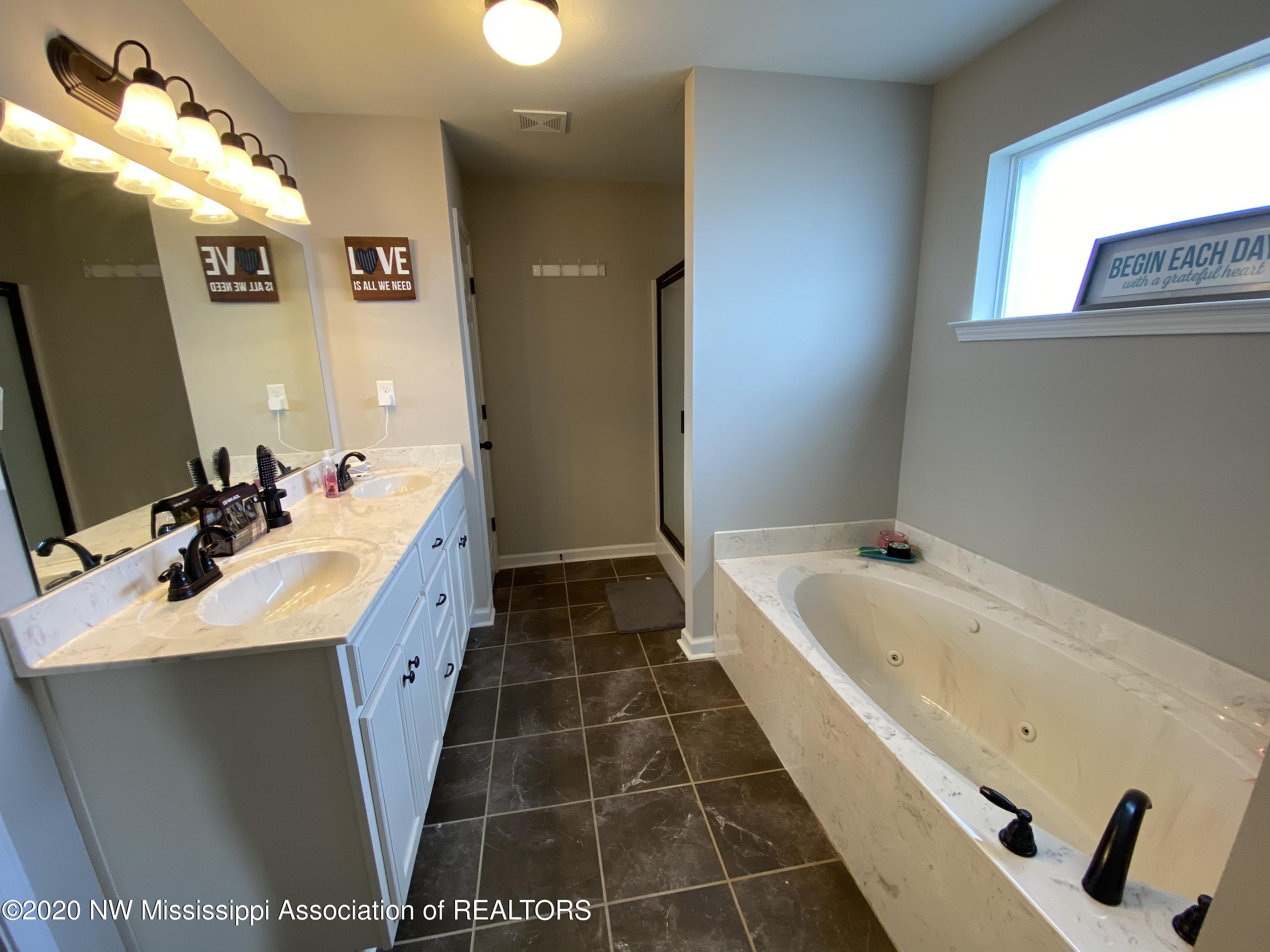 104 Eagle Street Senatobia, MS 38668 - Photo 14 of 29 86541846-351D-4C74-A2C8-7271B93C747E