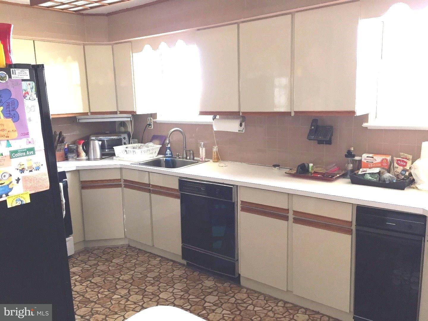 3410 Primrose Road Philadelphia, PA 19114 - Photo 3 of 14 Gallery Image 3