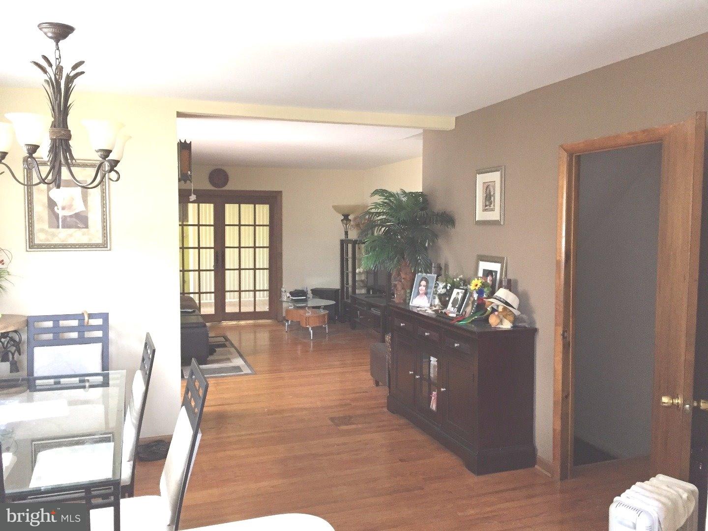 3410 Primrose Road Philadelphia, PA 19114 - Photo 5 of 14 Gallery Image 5