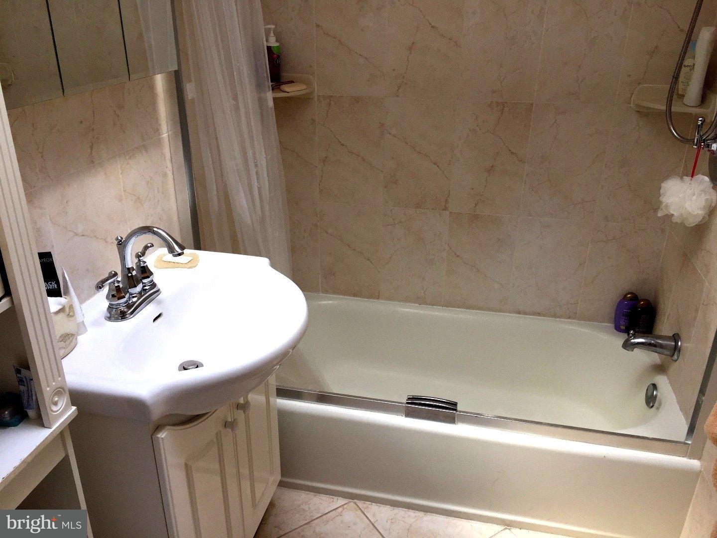 3410 Primrose Road Philadelphia, PA 19114 - Photo 10 of 14 Gallery Image 10