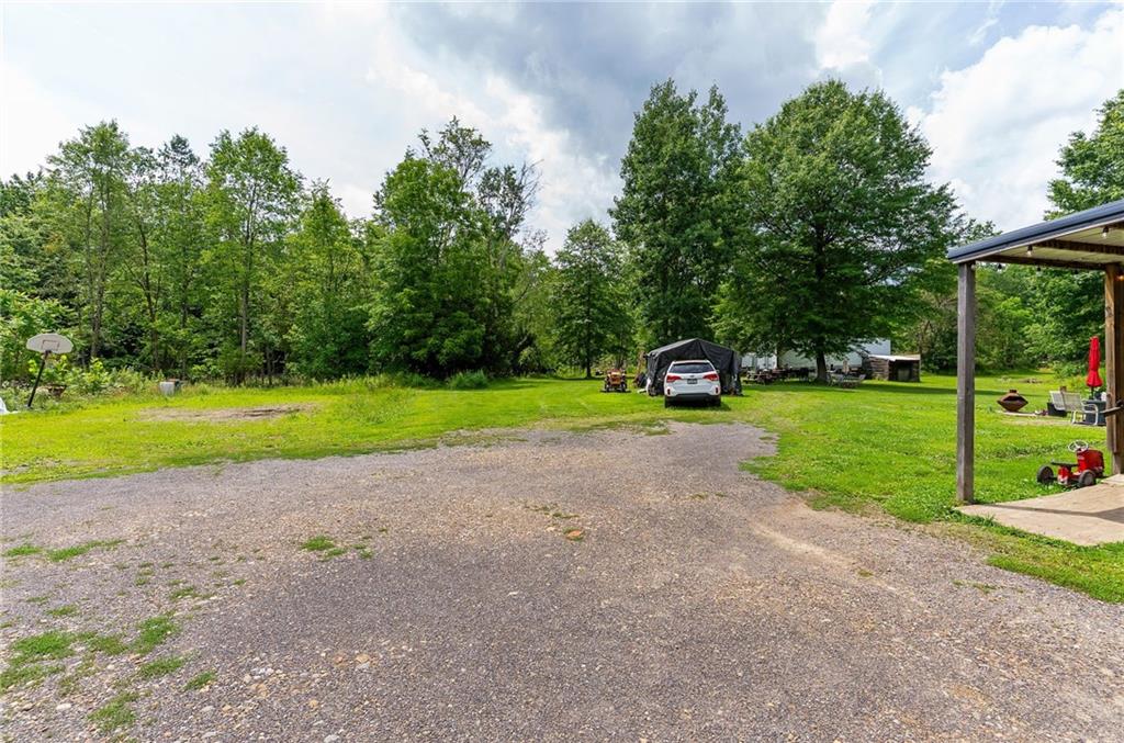 4263 Evergreen Road West Middlesex, PA 16159 - Photo 10 of 40 Gallery Image 10