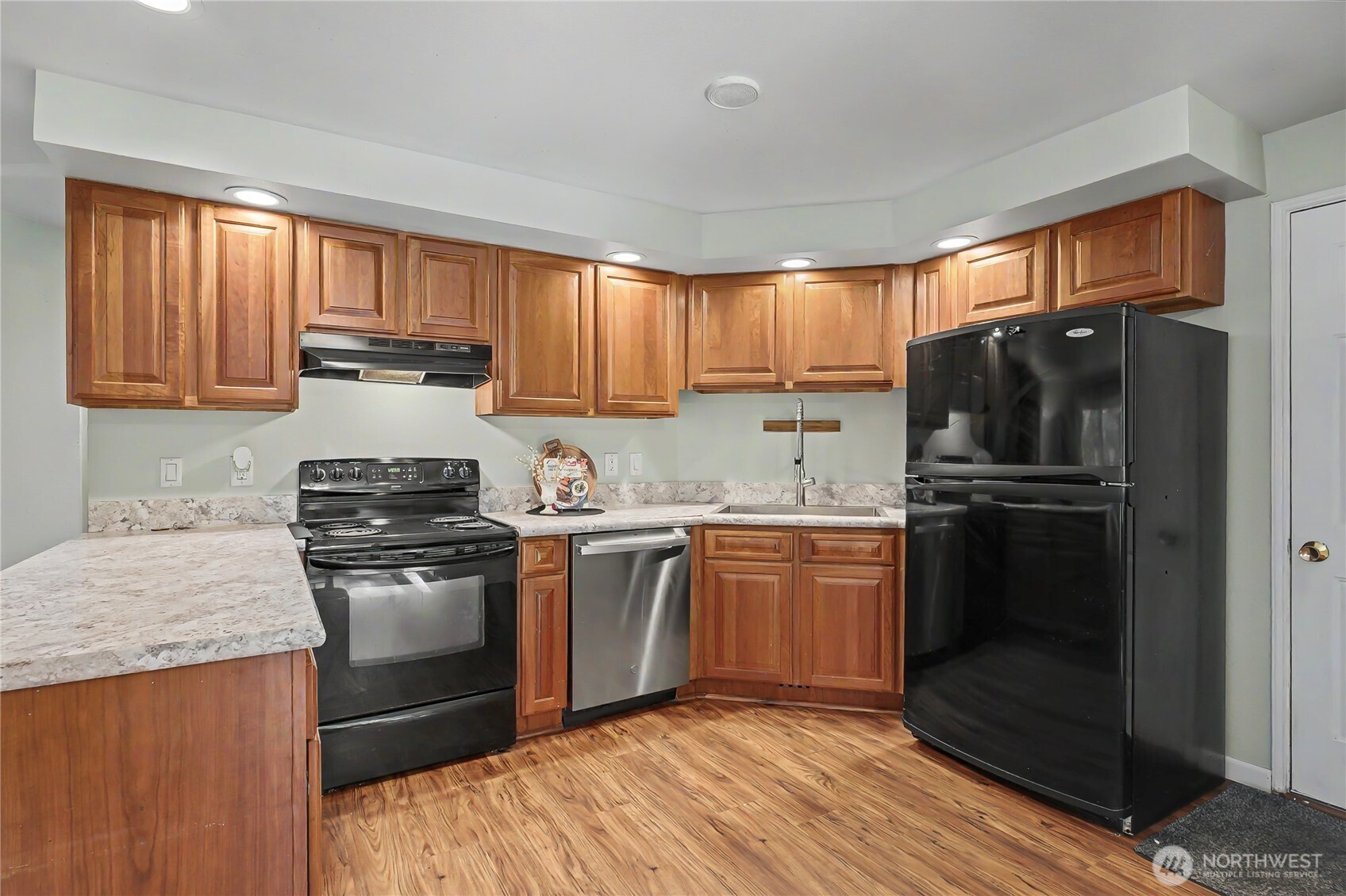 1400 Southwest Station Circle Road Port Orchard, WA 98367 - Photo 14 of 30