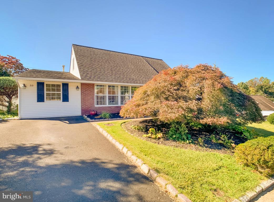 33 Haven Road Levittown, PA 19056 - Photo 2 of 40 Gallery Image 2