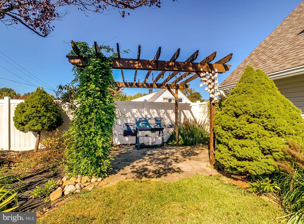 33 Haven Road Levittown, PA 19056 - Photo 39 of 40 Gallery Image 39