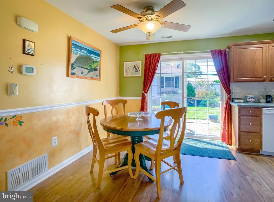 33 Haven Road Levittown, PA 19056 - Photo 9 of 40 Gallery Image 9