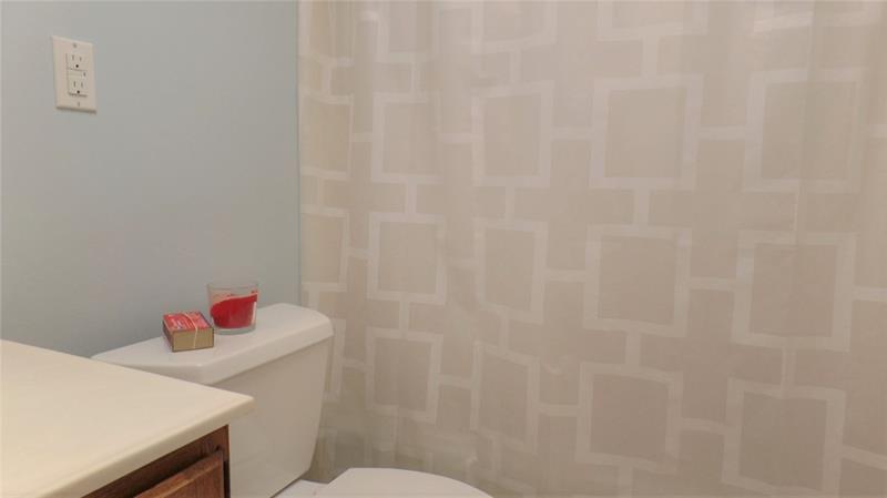 520 Washington Road, Unit 801 Pittsburgh, PA 15228 - Photo 14 of 17