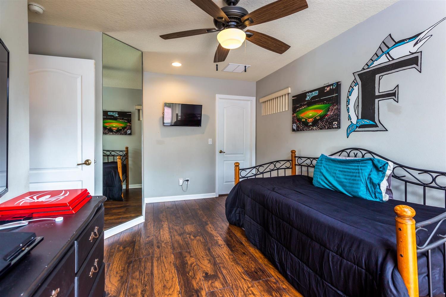 2481 Southwest Independence Road Port St. Lucie, FL 34953 - Photo 17 of 24 19-Independence Drive-20