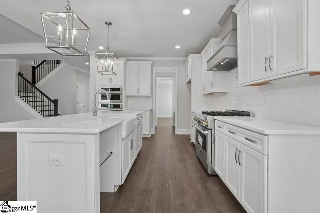 $909,000 | 208 Redland Way, Greenville, SC 29615