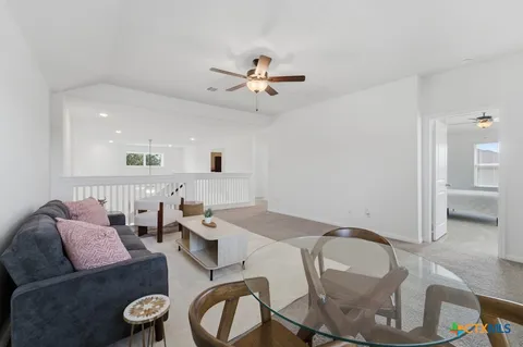 $575,000 | 160 Villars Drive, Salado, TX 76571