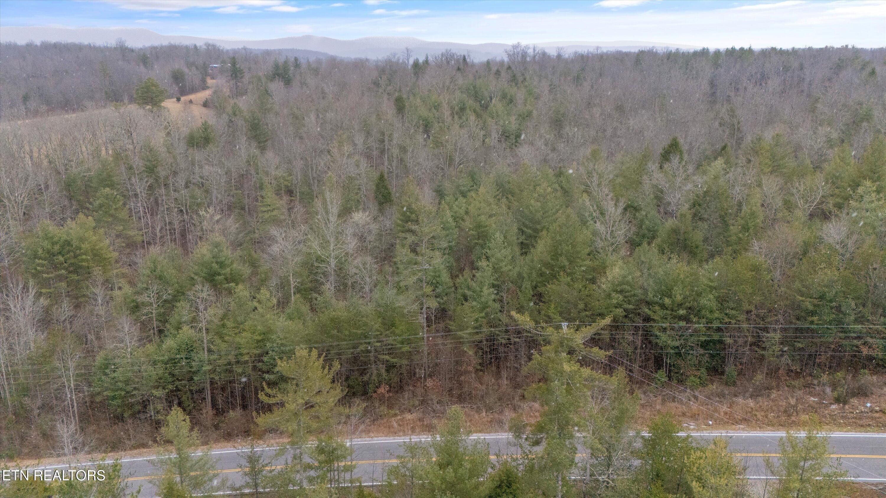 952 Genesis Road Lancing, TN 37770 - Photo 12 of 16 12-952 Genesis Rd-10