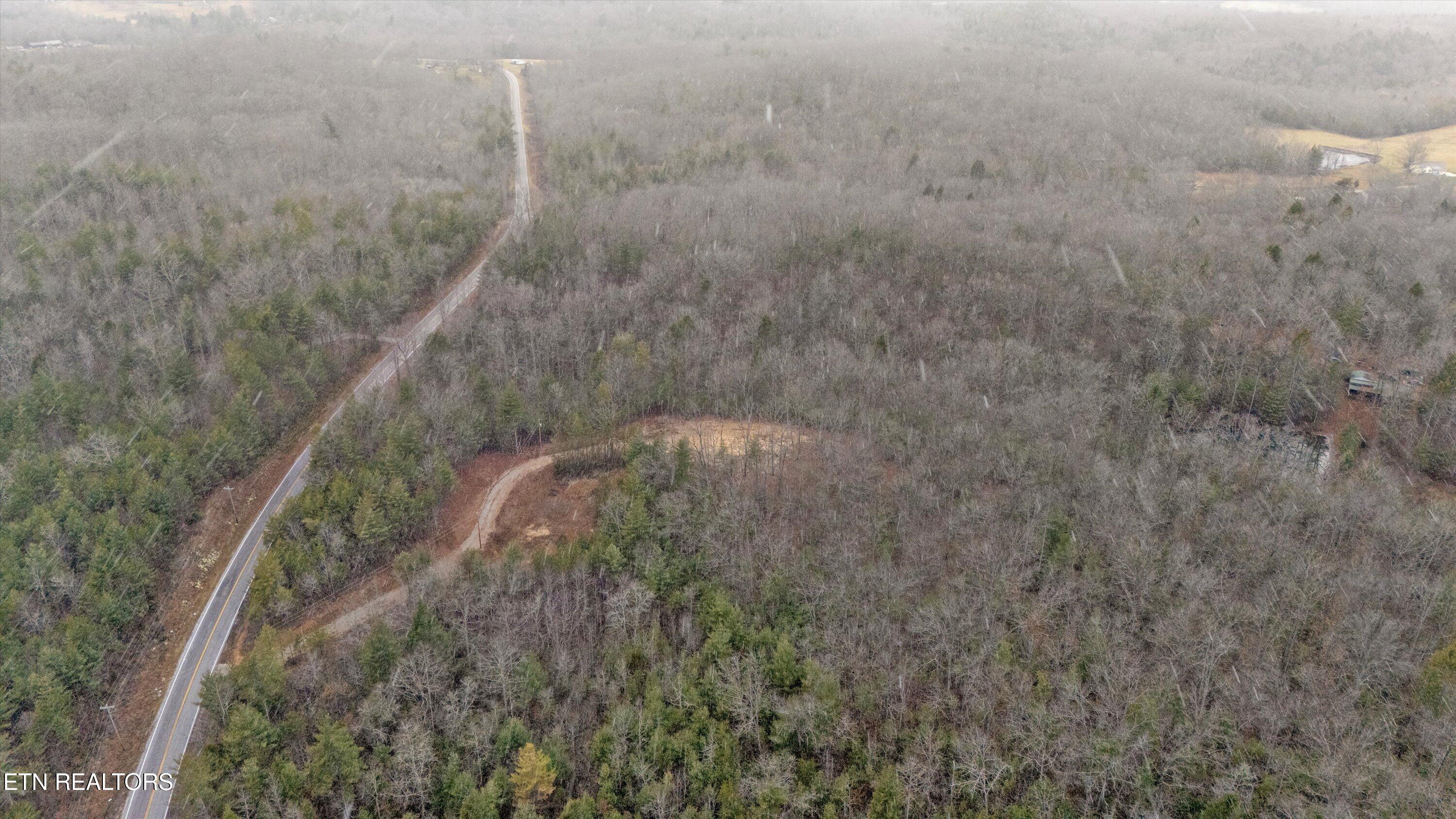 952 Genesis Road Lancing, TN 37770 - Photo 5 of 16 05-952 Genesis Rd-02