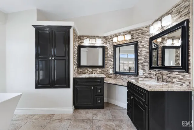 $550,000 | Undisclosed Address, Taft, CA 93268