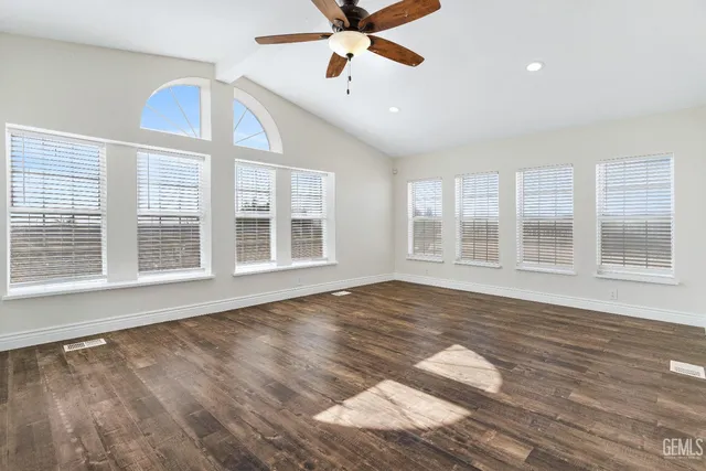 $550,000 | Undisclosed Address, Taft, CA 93268